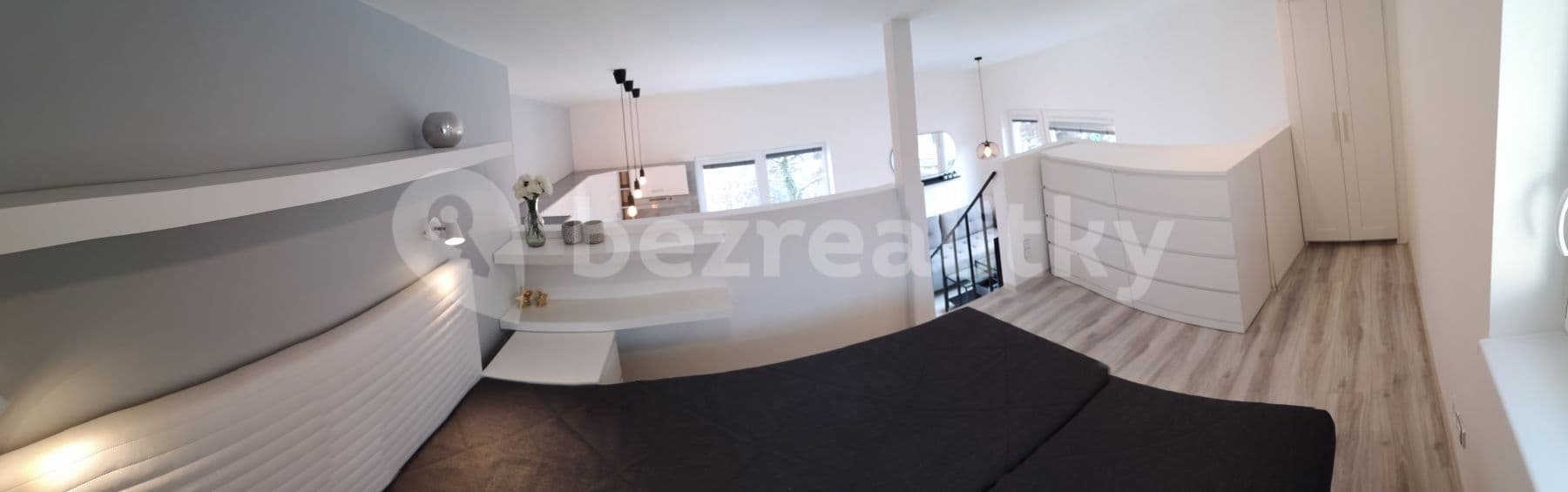 Prenájom domu 51 m², pozemok 10 m², K vodojemu, Praha, Praha Prenájom domu 51 m², pozemok 10 m², K vodojemu, Praha, Praha
