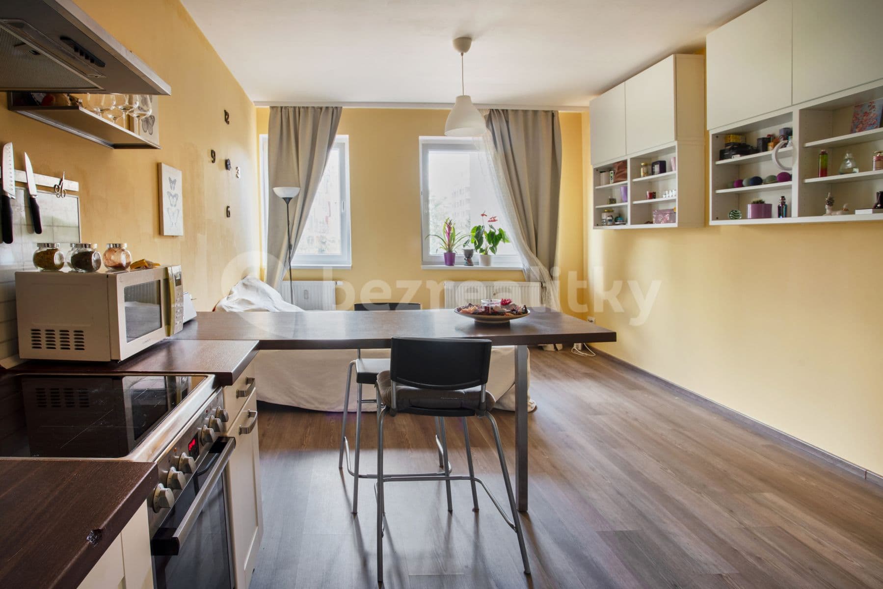 Prenájom bytu 1-izbový 28 m², Zakšínská, Praha, Praha Prenájom bytu 1-izbový 28 m², Zakšínská, Praha, Praha