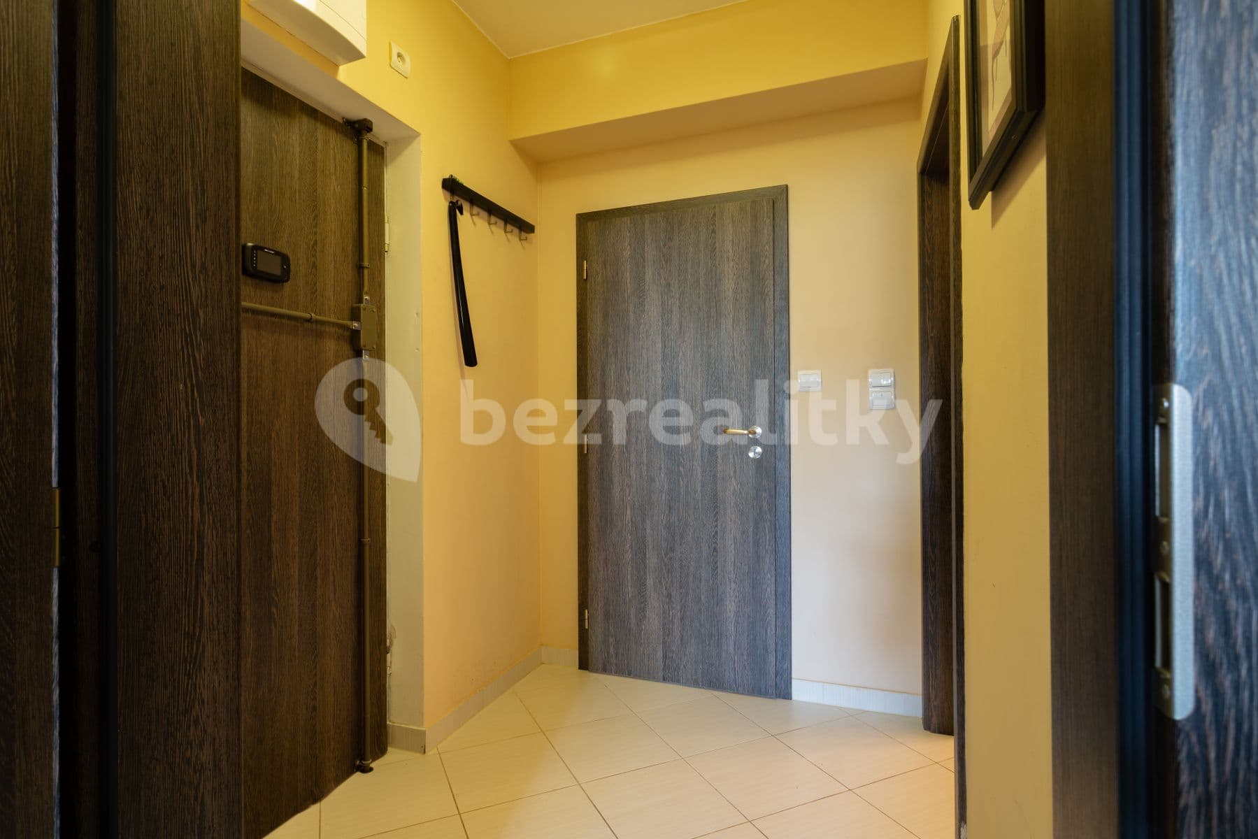 Prenájom bytu 1-izbový 28 m², Zakšínská, Praha, Praha Prenájom bytu 1-izbový 28 m², Zakšínská, Praha, Praha