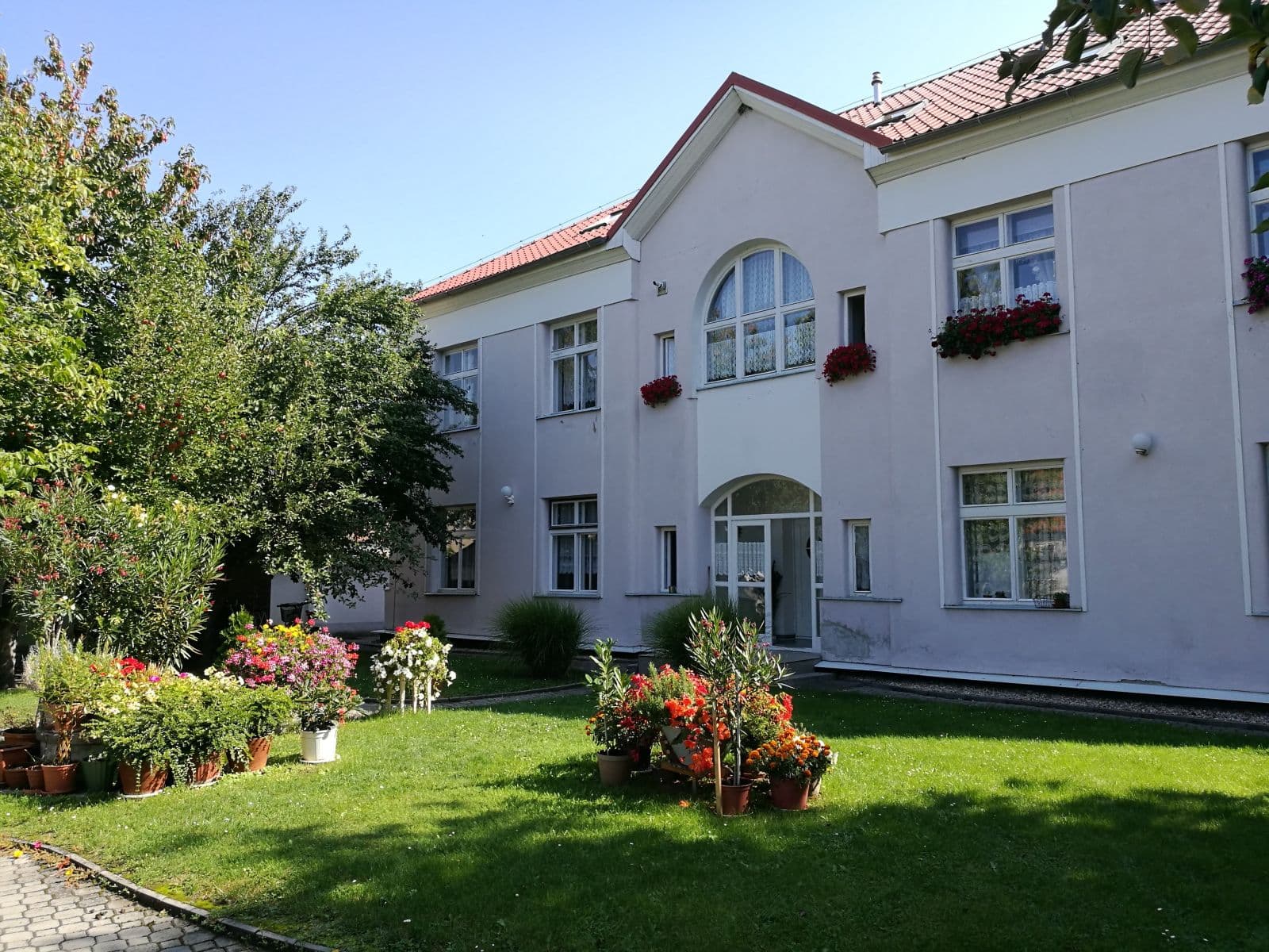 Prenájom bytu 1-izbový 40 m², Hálkova, Pečky, Středočeský kraj Prenájom bytu 1-izbový 40 m², Hálkova, Pečky, Středočeský kraj