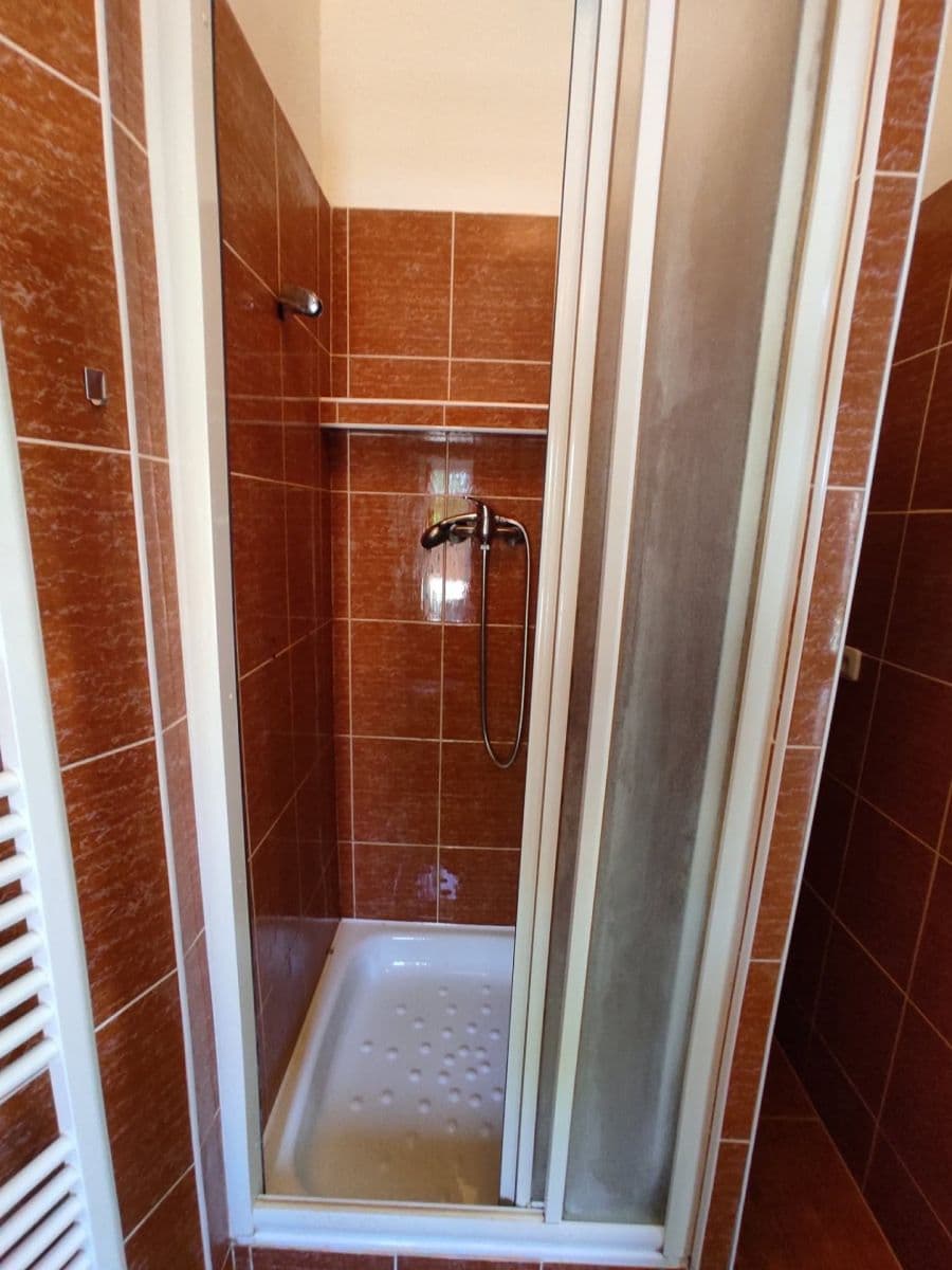 Prenájom bytu 1-izbový 40 m², Hálkova, Pečky, Středočeský kraj Prenájom bytu 1-izbový 40 m², Hálkova, Pečky, Středočeský kraj