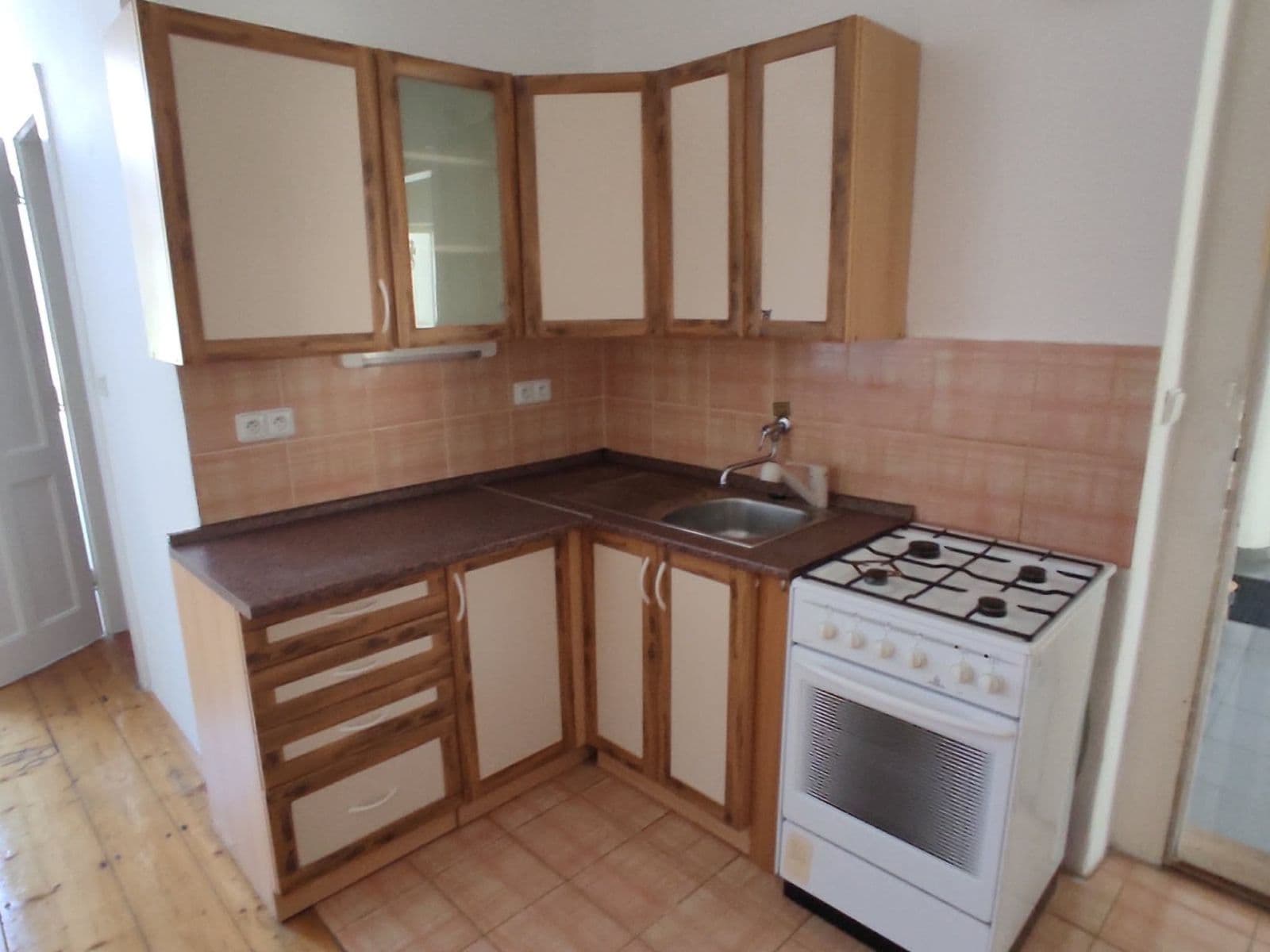 Prenájom bytu 1-izbový 40 m², Hálkova, Pečky, Středočeský kraj Prenájom bytu 1-izbový 40 m², Hálkova, Pečky, Středočeský kraj