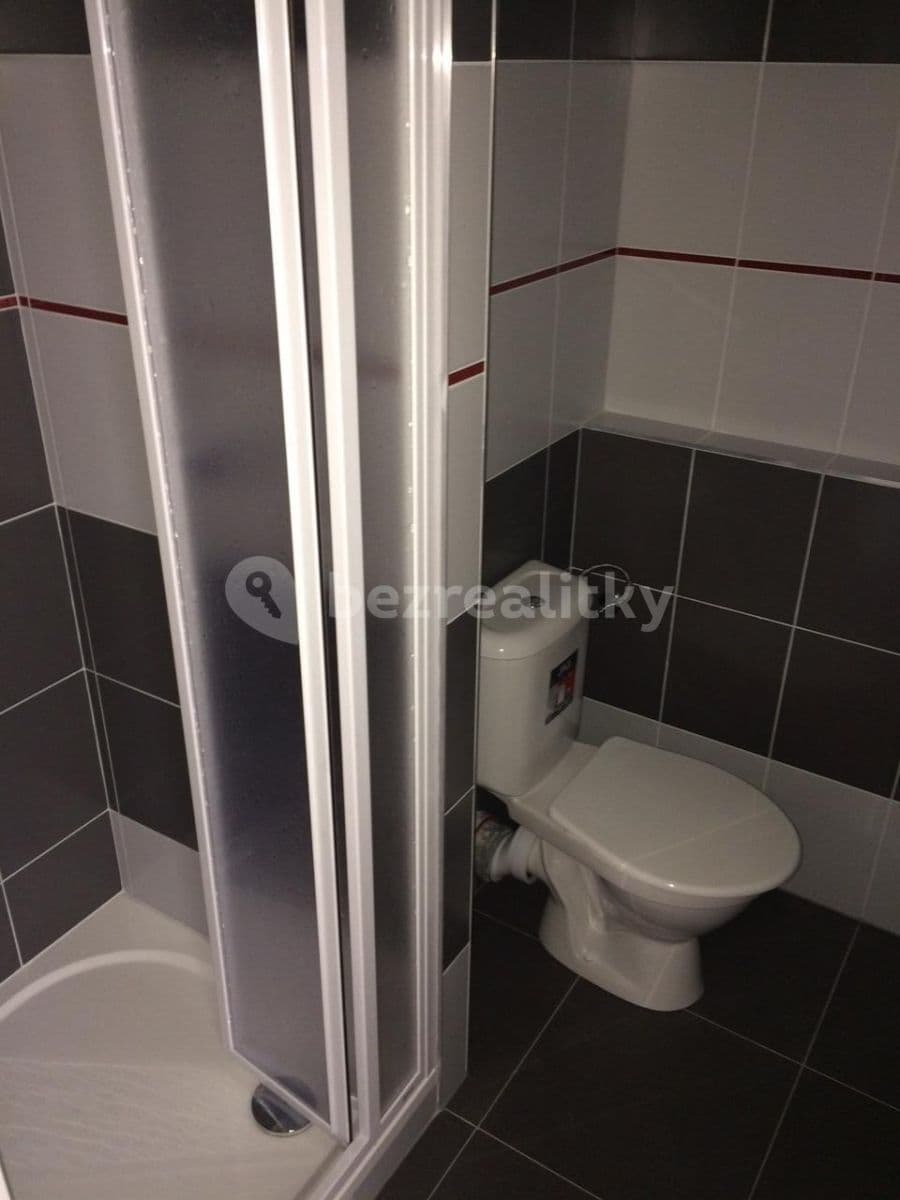 Prenájom bytu 1-izbový 22 m², Macanova, Pardubice, Pardubický kraj Prenájom bytu 1-izbový 22 m², Macanova, Pardubice, Pardubický kraj