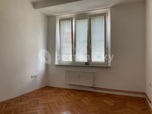 Prenájom bytu 1-izbový 22 m², Macanova, Pardubice, Pardubický kraj Prenájom bytu 1-izbový 22 m², Macanova, Pardubice, Pardubický kraj