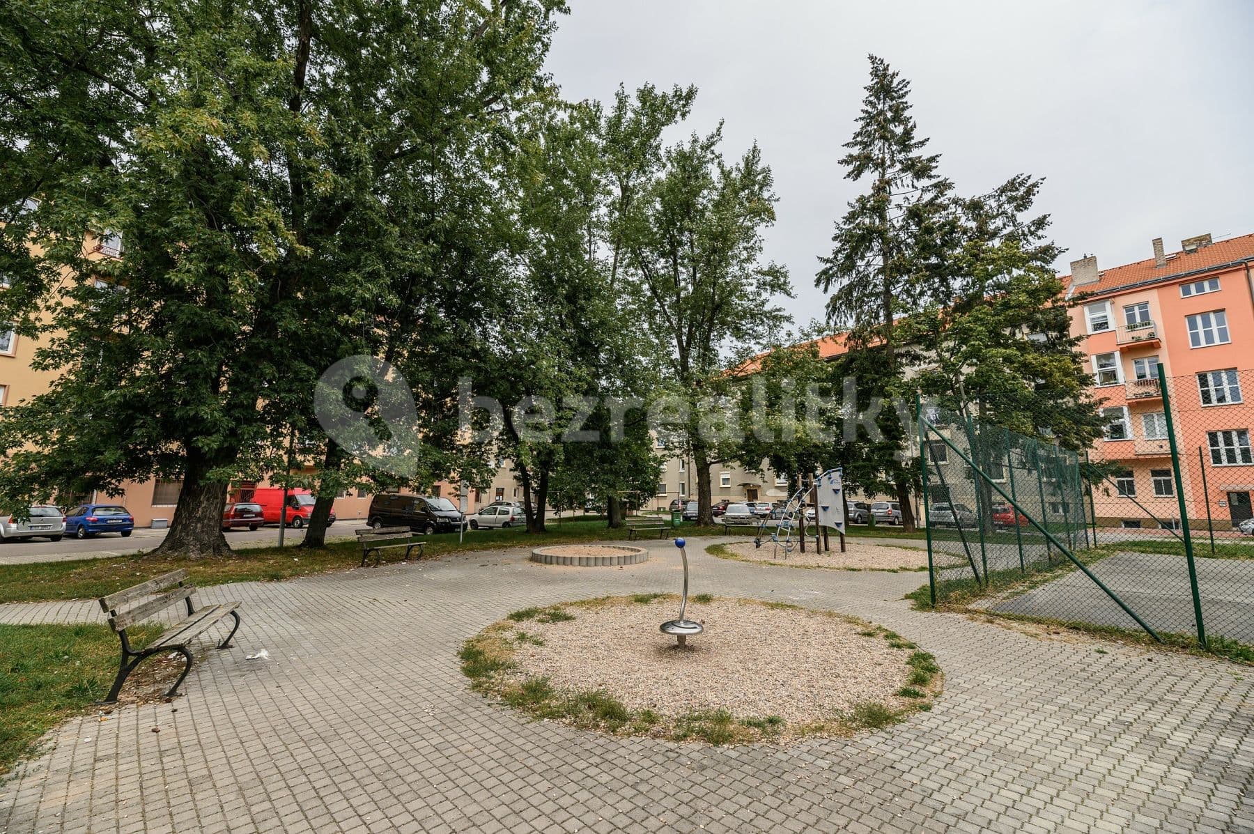 Prenájom bytu 1-izbový 22 m², Macanova, Pardubice, Pardubický kraj Prenájom bytu 1-izbový 22 m², Macanova, Pardubice, Pardubický kraj
