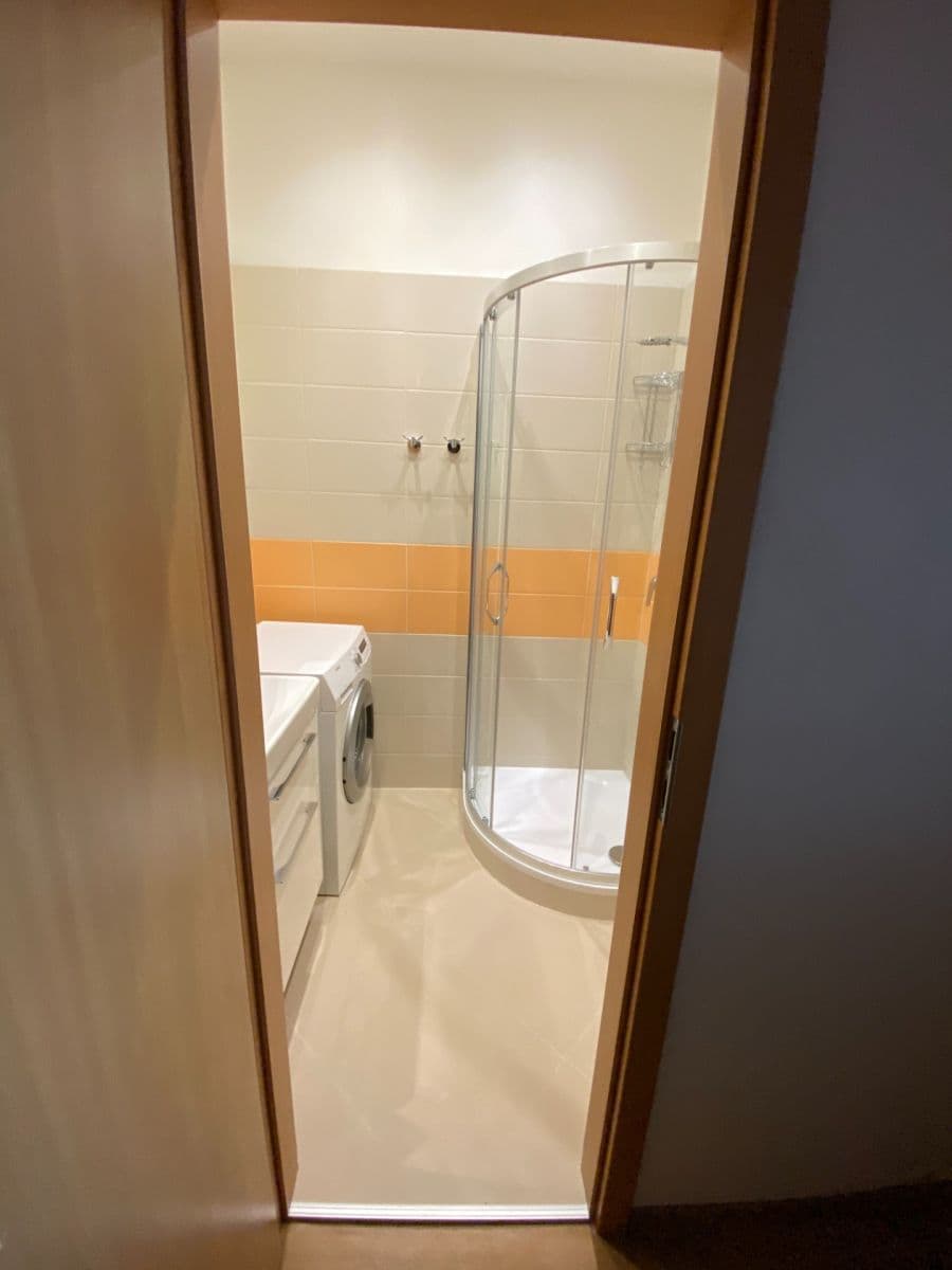 Predaj bytu 1-izbový 46 m², Křižíkova, Praha, Praha Predaj bytu 1-izbový 46 m², Křižíkova, Praha, Praha