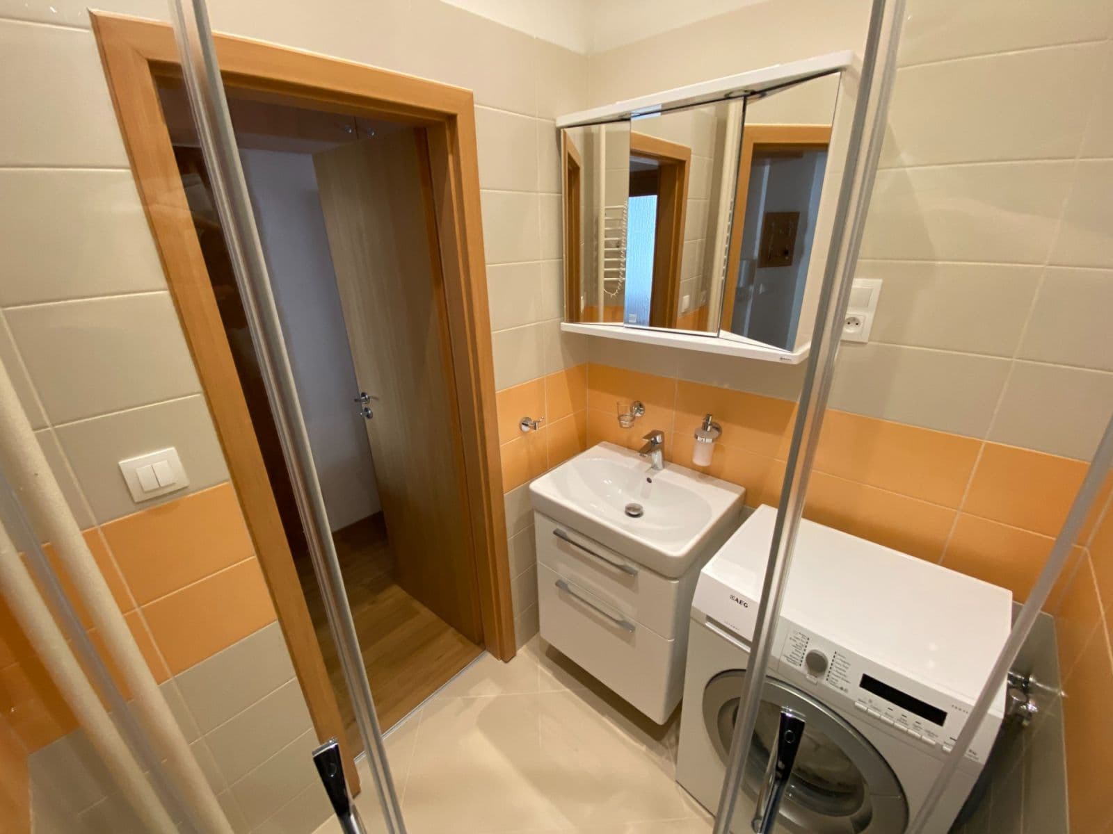 Predaj bytu 1-izbový 46 m², Křižíkova, Praha, Praha Predaj bytu 1-izbový 46 m², Křižíkova, Praha, Praha