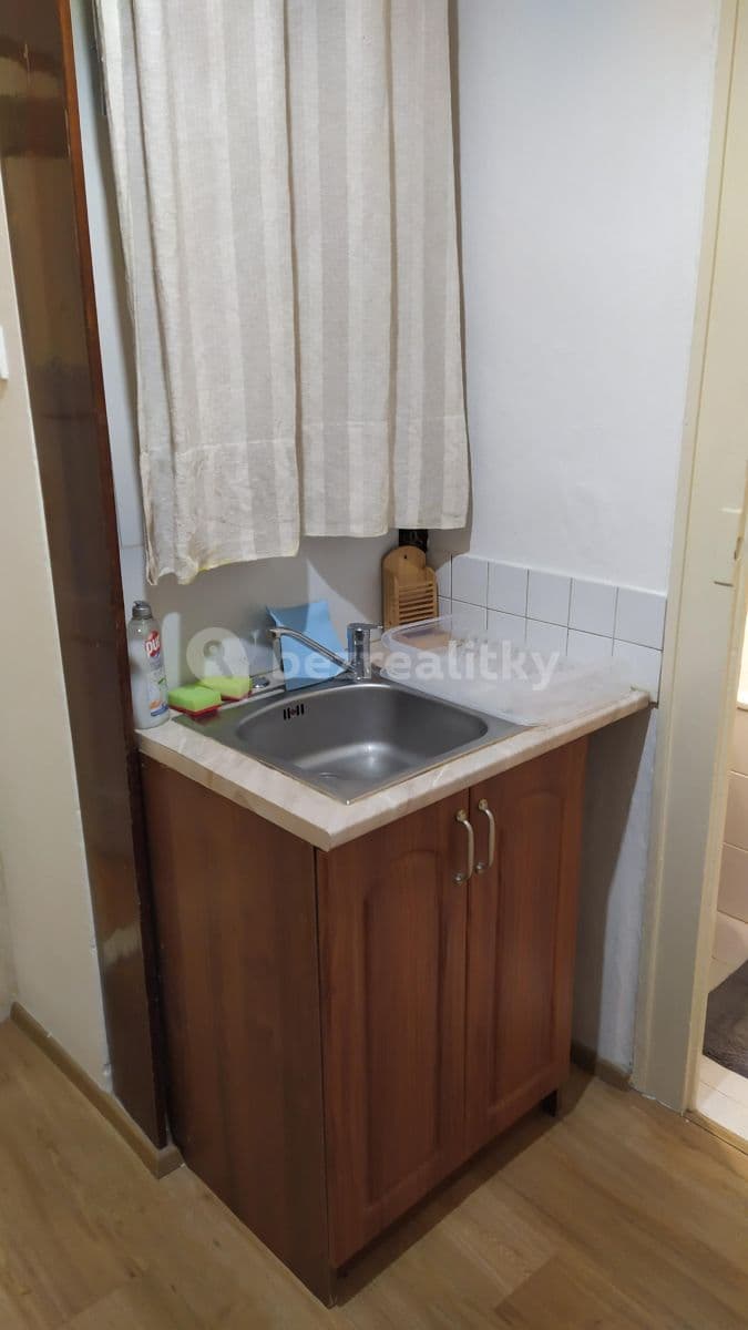 Prenájom bytu Garsoniéra 35 m², Královická, Praha, Praha Prenájom bytu Garsoniéra 35 m², Královická, Praha, Praha
