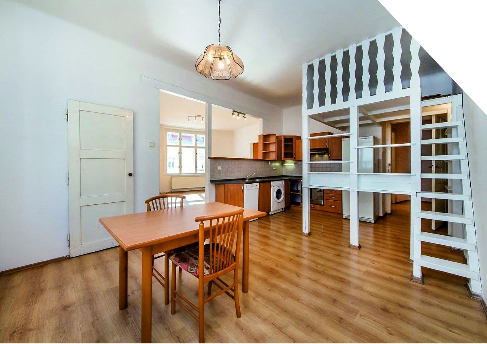 Prenájom bytu 3-izbový 80 m², Slovinská, Praha, Praha Prenájom bytu 3-izbový 80 m², Slovinská, Praha, Praha