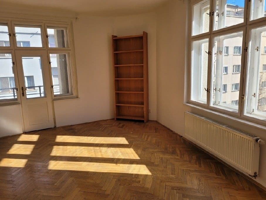 Prenájom bytu 3-izbový 80 m², Slovinská, Praha, Praha Prenájom bytu 3-izbový 80 m², Slovinská, Praha, Praha