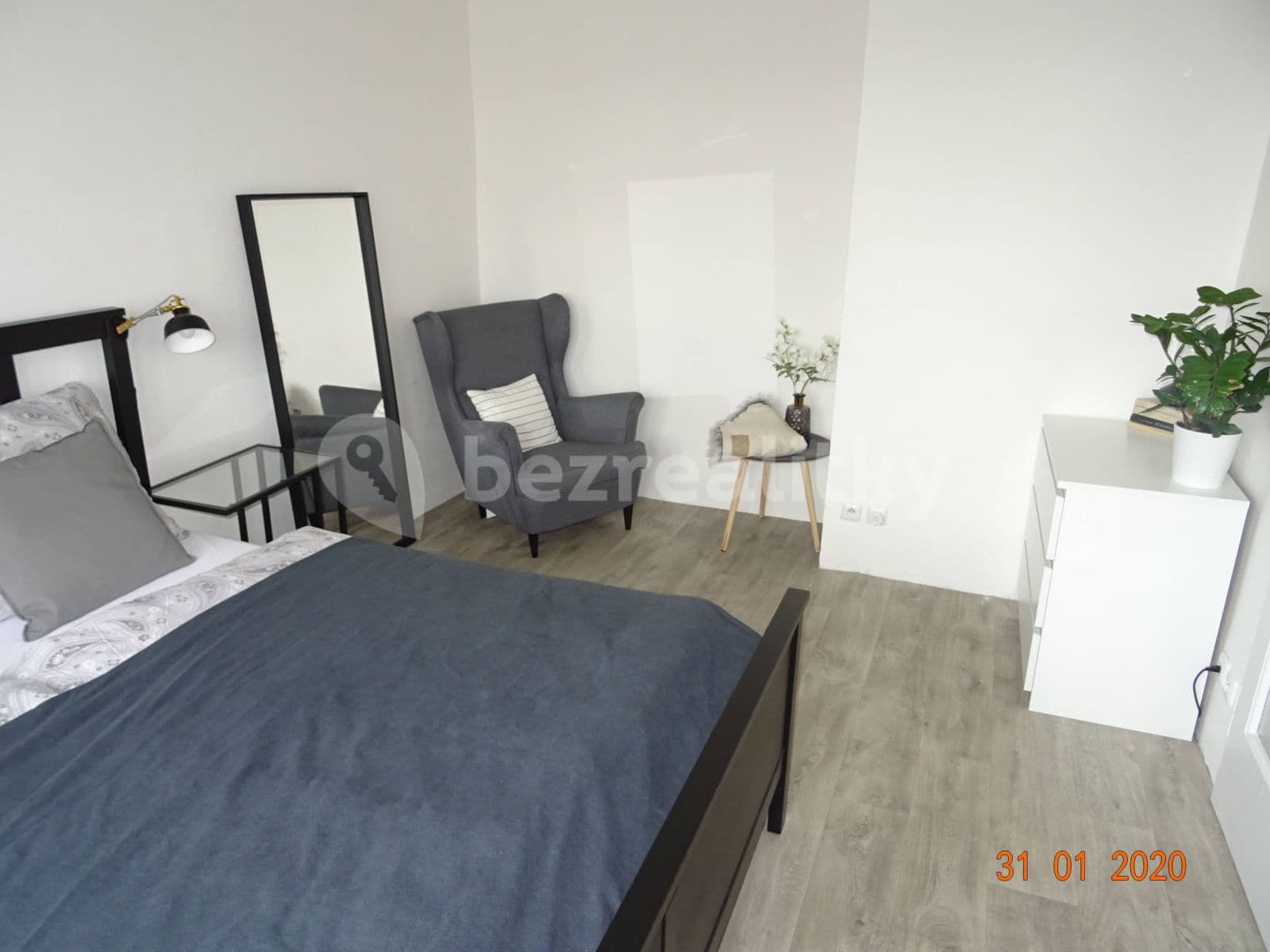 Prenájom bytu 2-izbový 43 m², Opletalova, Praha, Praha Prenájom bytu 2-izbový 43 m², Opletalova, Praha, Praha