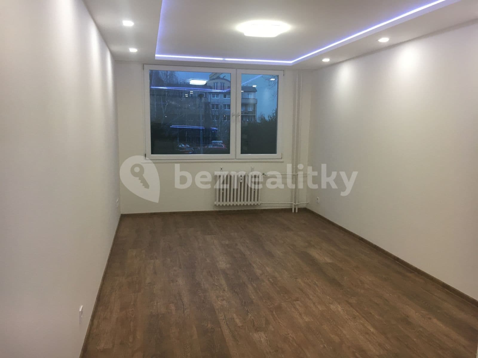 Prenájom bytu 2-izbový 45 m², Nevanova, Praha, Praha Prenájom bytu 2-izbový 45 m², Nevanova, Praha, Praha