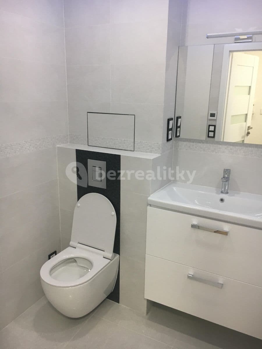 Prenájom bytu 2-izbový 45 m², Nevanova, Praha, Praha Prenájom bytu 2-izbový 45 m², Nevanova, Praha, Praha