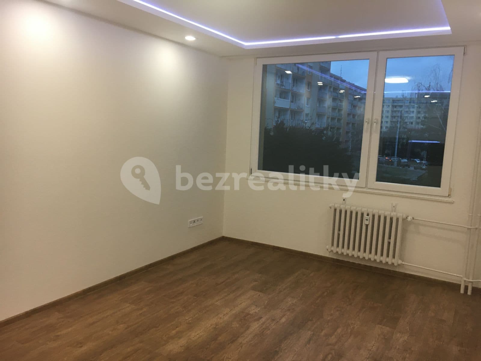 Prenájom bytu 2-izbový 45 m², Nevanova, Praha, Praha Prenájom bytu 2-izbový 45 m², Nevanova, Praha, Praha