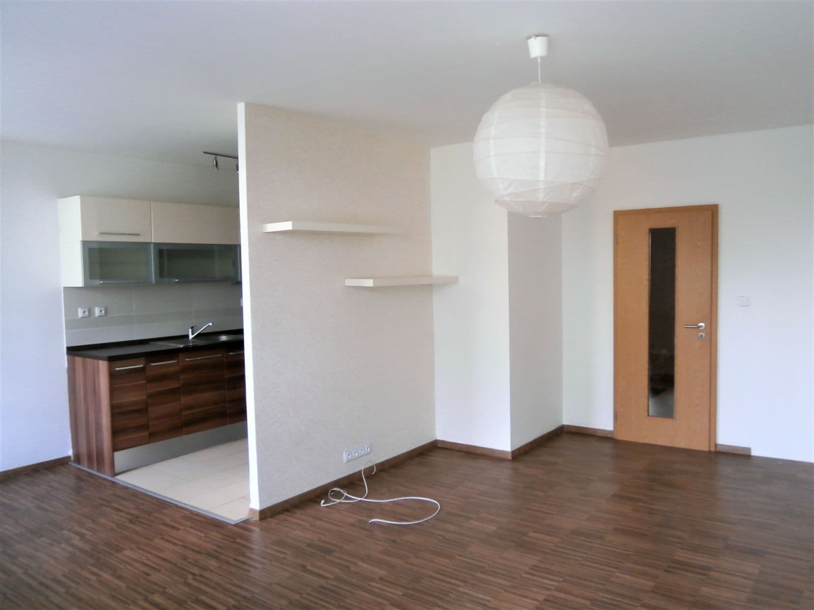 Prenájom bytu 3-izbový 78 m², Zvoncovitá, Praha, Praha Prenájom bytu 3-izbový 78 m², Zvoncovitá, Praha, Praha