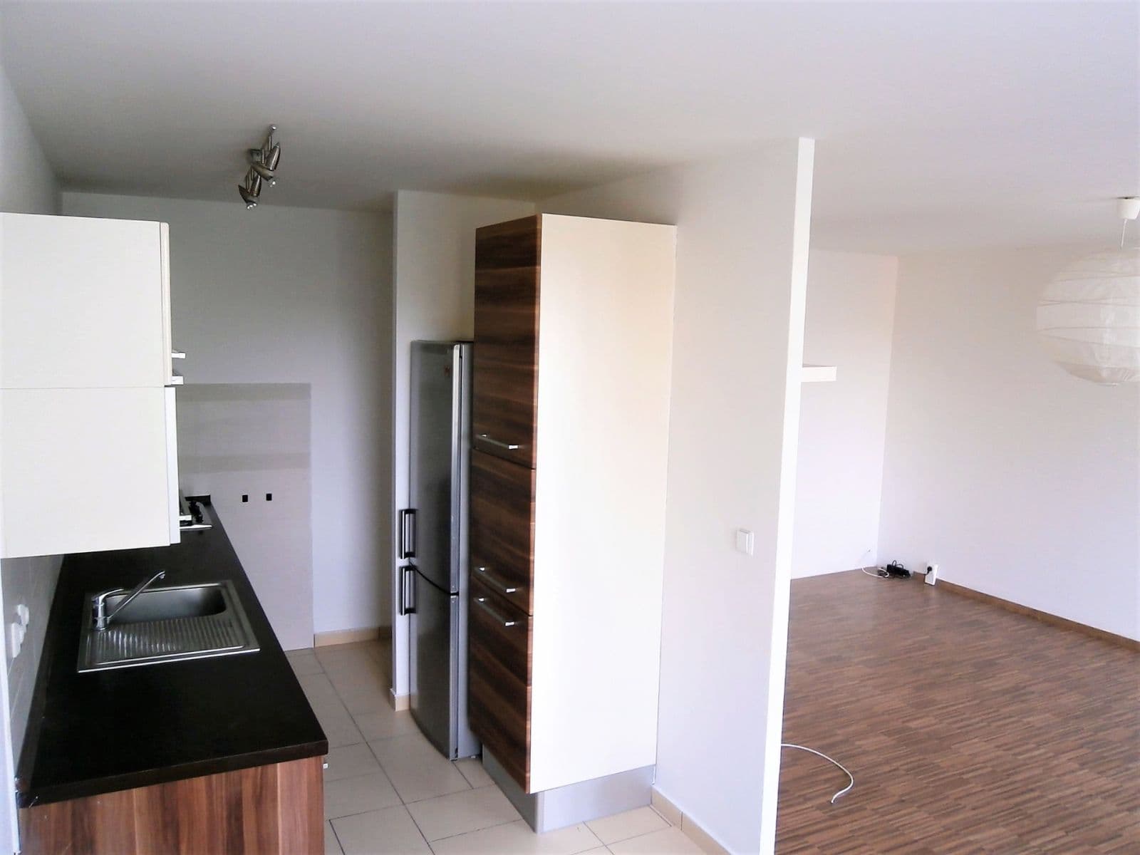 Prenájom bytu 3-izbový 78 m², Zvoncovitá, Praha, Praha Prenájom bytu 3-izbový 78 m², Zvoncovitá, Praha, Praha