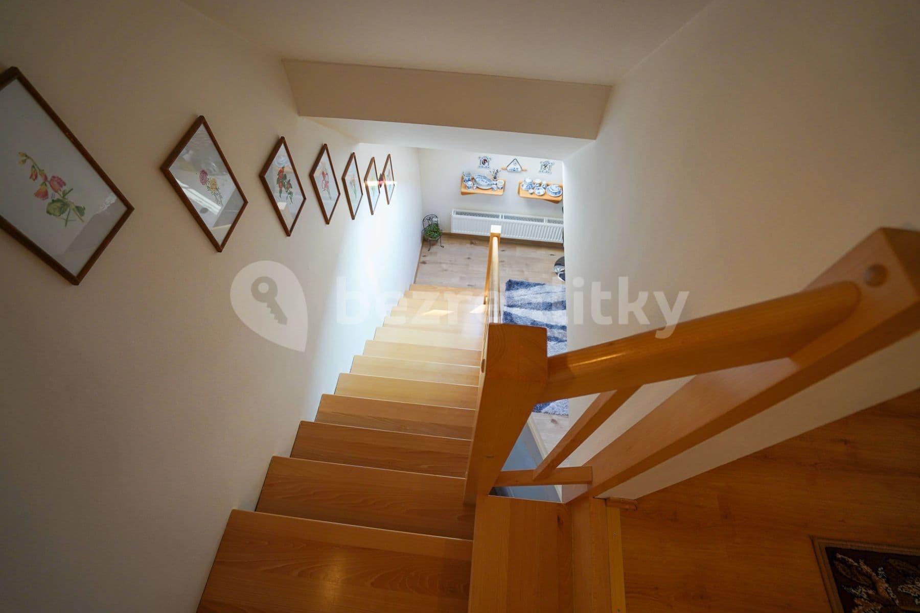 Prenájom domu 90 m², pozemok 300 m², Náves, Úholičky, Středočeský kraj Prenájom domu 90 m², pozemok 300 m², Náves, Úholičky, Středočeský kraj
