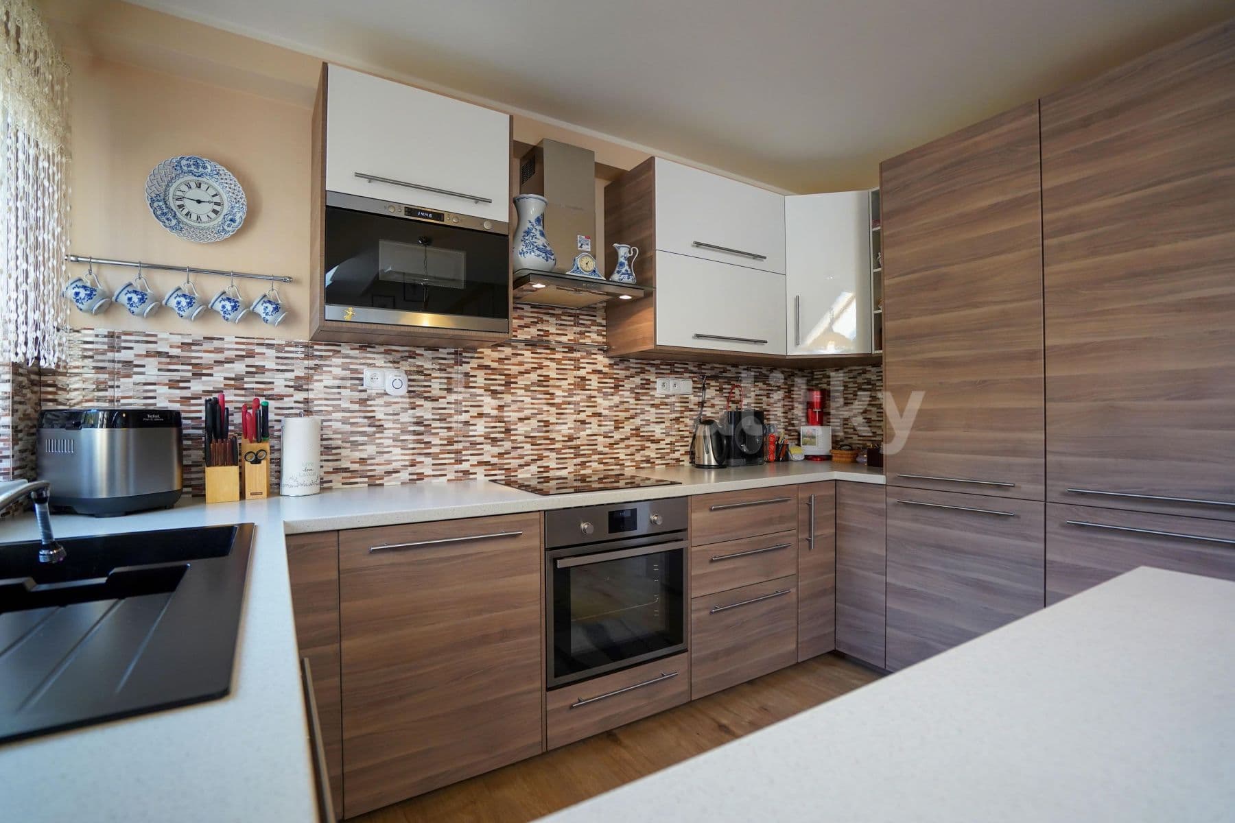 Prenájom domu 90 m², pozemok 300 m², Náves, Úholičky, Středočeský kraj Prenájom domu 90 m², pozemok 300 m², Náves, Úholičky, Středočeský kraj