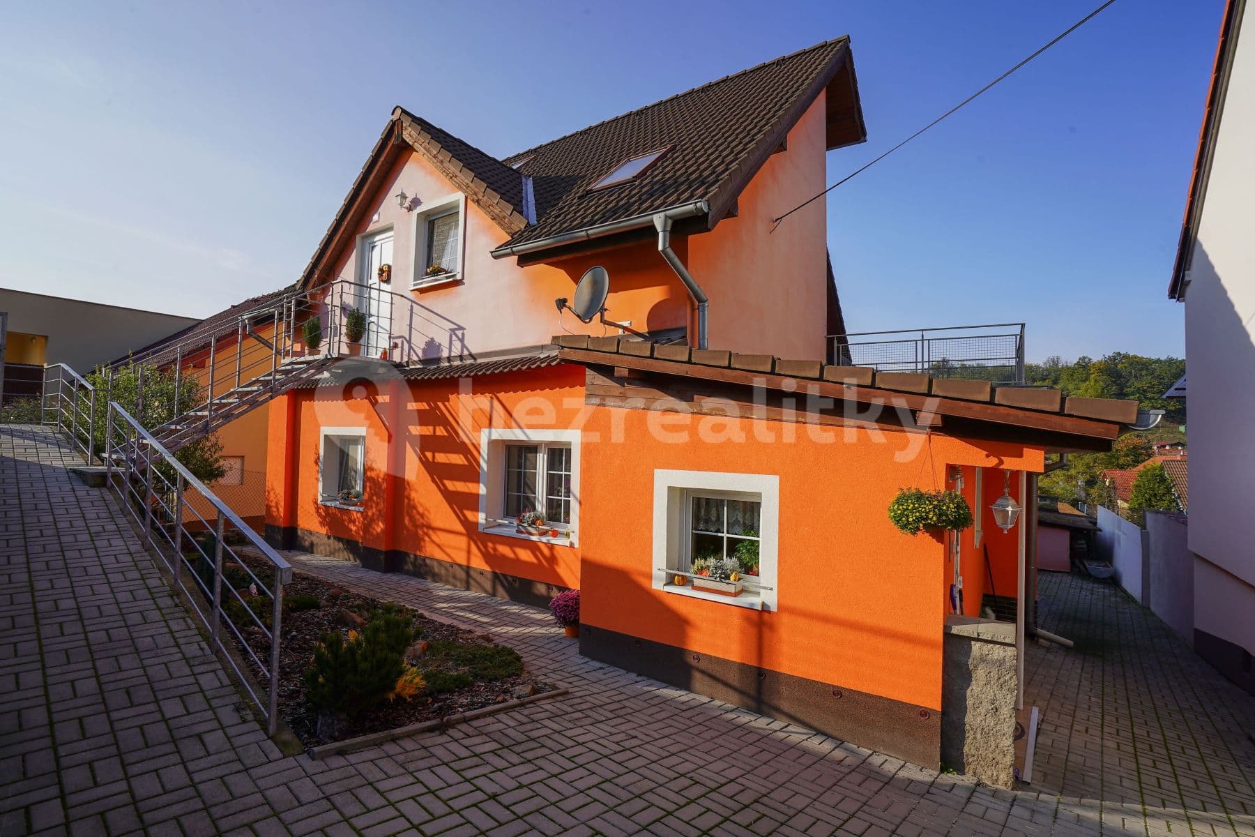 Prenájom domu 90 m², pozemok 300 m², Náves, Úholičky, Středočeský kraj Prenájom domu 90 m², pozemok 300 m², Náves, Úholičky, Středočeský kraj
