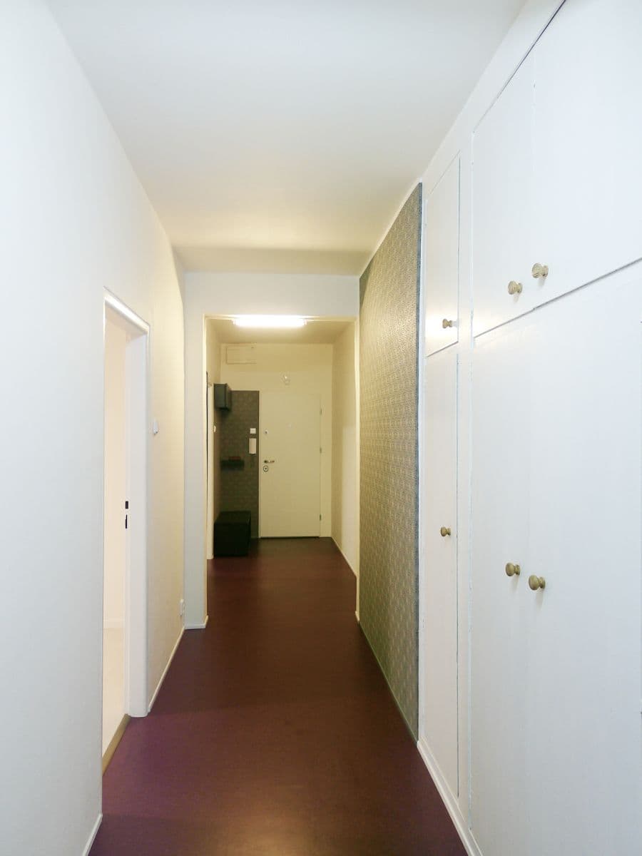 Prenájom bytu 2-izbový 67 m², Krčská, Praha, Praha Prenájom bytu 2-izbový 67 m², Krčská, Praha, Praha