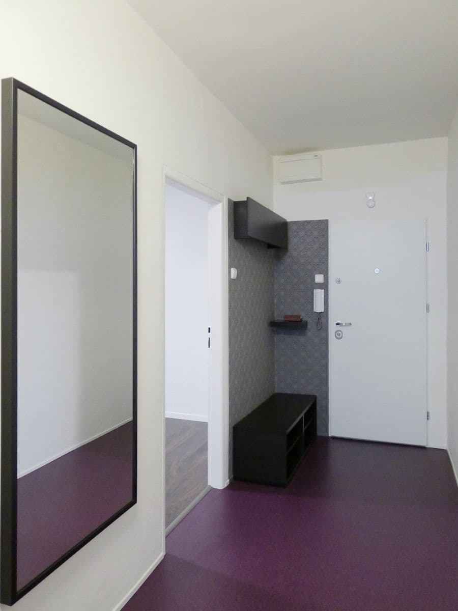 Prenájom bytu 2-izbový 67 m², Krčská, Praha, Praha Prenájom bytu 2-izbový 67 m², Krčská, Praha, Praha