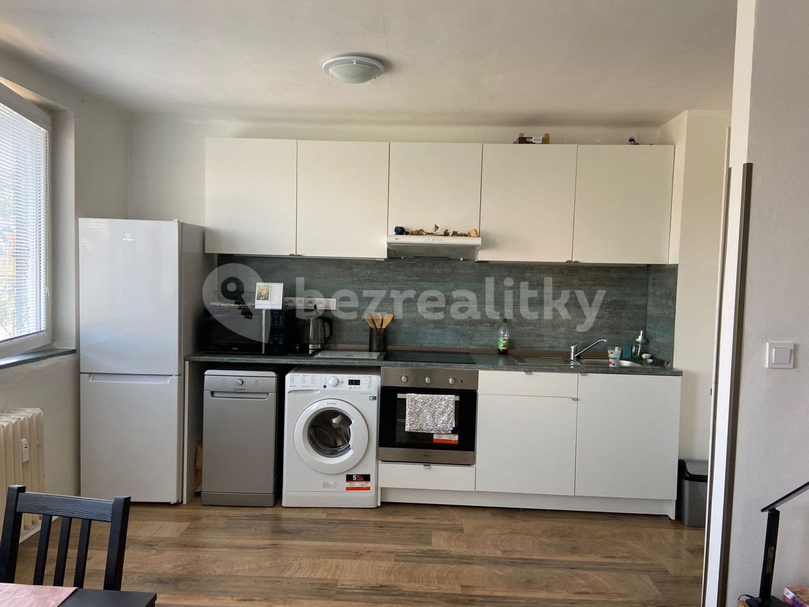 Prenájom bytu 1-izbový 29 m², Šestajovická, Praha, Praha Prenájom bytu 1-izbový 29 m², Šestajovická, Praha, Praha