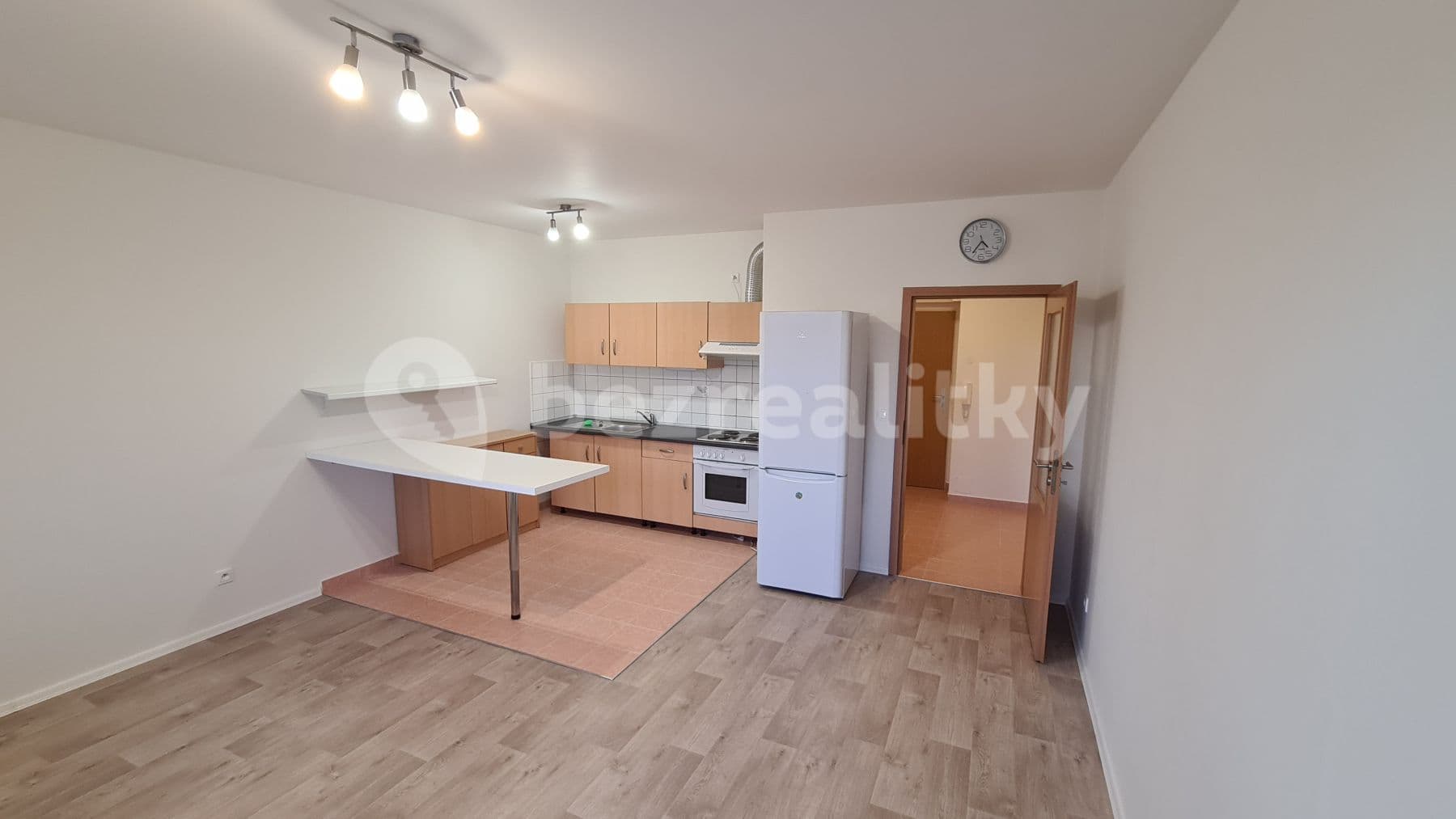 Prenájom bytu 1-izbový 30 m², Boloňská, Praha, Praha Prenájom bytu 1-izbový 30 m², Boloňská, Praha, Praha