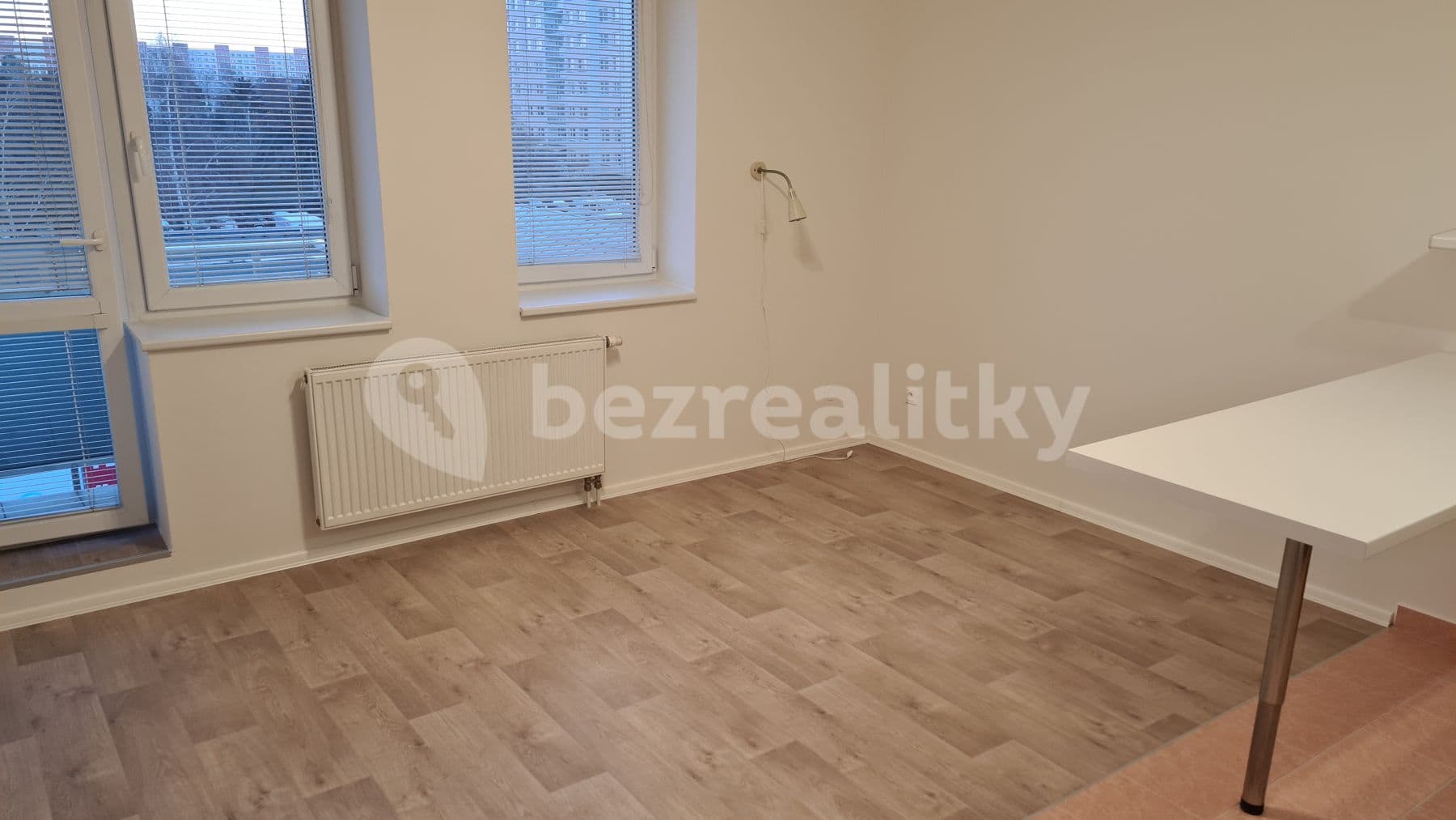 Prenájom bytu 1-izbový 30 m², Boloňská, Praha, Praha Prenájom bytu 1-izbový 30 m², Boloňská, Praha, Praha