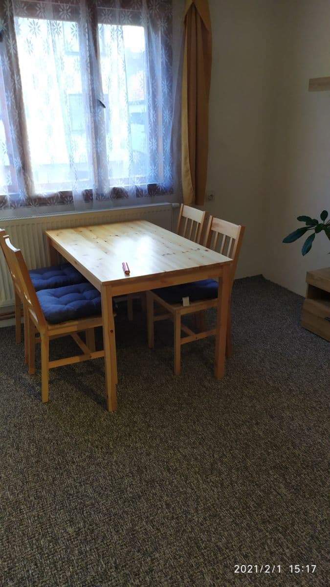 Prenájom bytu 3-izbový 90 m², Hubičkova, Praha, Praha Prenájom bytu 3-izbový 90 m², Hubičkova, Praha, Praha