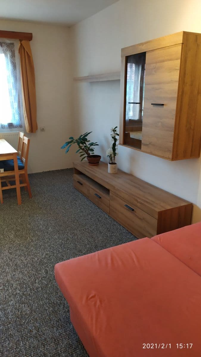 Prenájom bytu 3-izbový 90 m², Hubičkova, Praha, Praha Prenájom bytu 3-izbový 90 m², Hubičkova, Praha, Praha