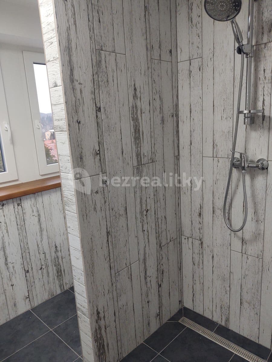 Prenájom bytu 3-izbový 90 m², Komenského, Řevnice, Středočeský kraj Prenájom bytu 3-izbový 90 m², Komenského, Řevnice, Středočeský kraj