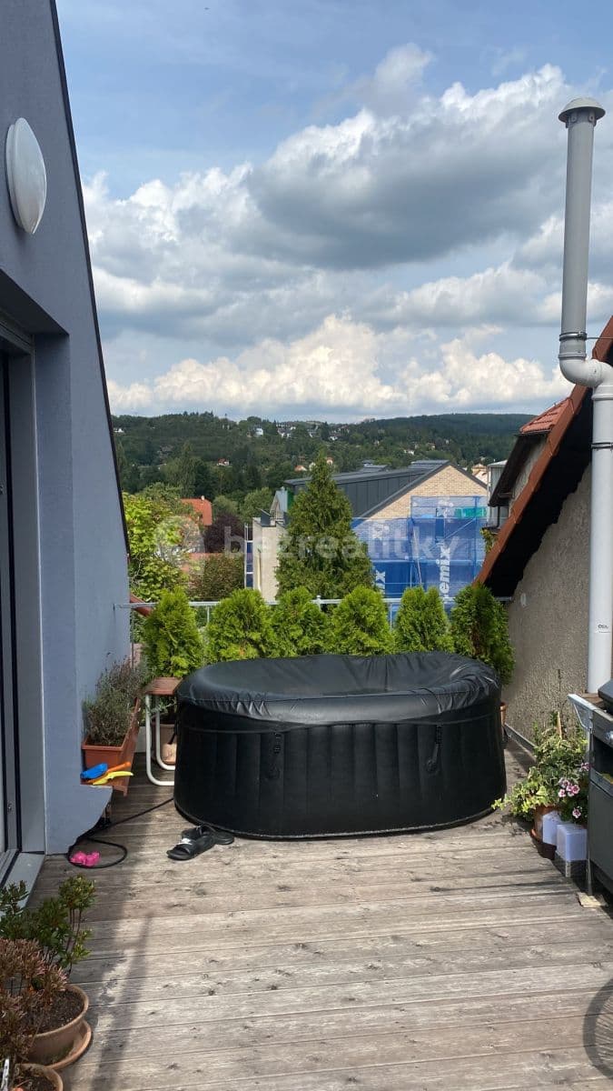 Prenájom bytu 3-izbový 90 m², Komenského, Řevnice, Středočeský kraj Prenájom bytu 3-izbový 90 m², Komenského, Řevnice, Středočeský kraj