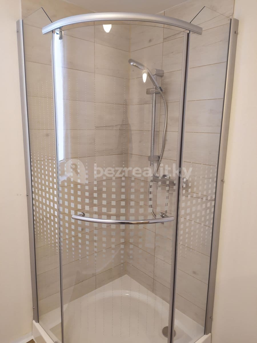 Prenájom bytu 2-izbový 70 m², Frýdlantská, Chrastava, Liberecký kraj Prenájom bytu 2-izbový 70 m², Frýdlantská, Chrastava, Liberecký kraj