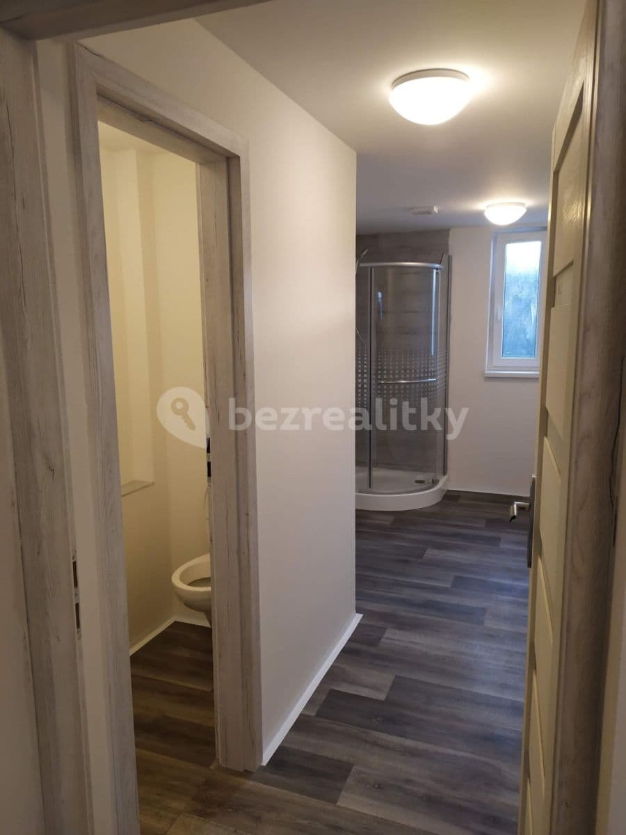 Prenájom bytu 2-izbový 70 m², Frýdlantská, Chrastava, Liberecký kraj Prenájom bytu 2-izbový 70 m², Frýdlantská, Chrastava, Liberecký kraj