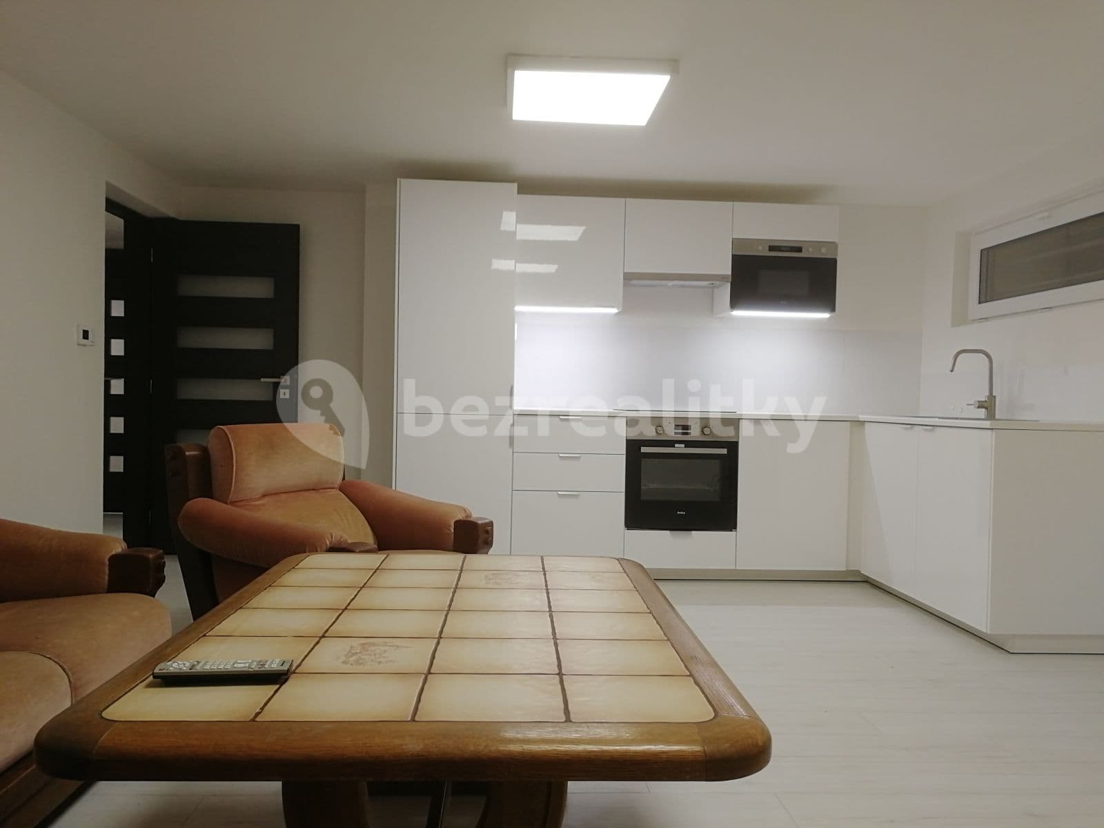 Prenájom bytu 2-izbový 58 m², Nechanická, Praha, Praha Prenájom bytu 2-izbový 58 m², Nechanická, Praha, Praha