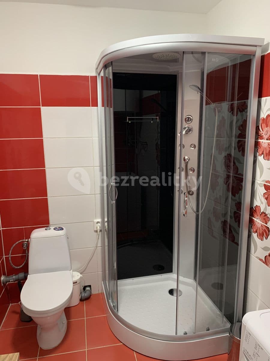 Prenájom bytu 1-izbový 45 m², Pod Rozhlednou, Jihlava, Kraj Vysočina Prenájom bytu 1-izbový 45 m², Pod Rozhlednou, Jihlava, Kraj Vysočina