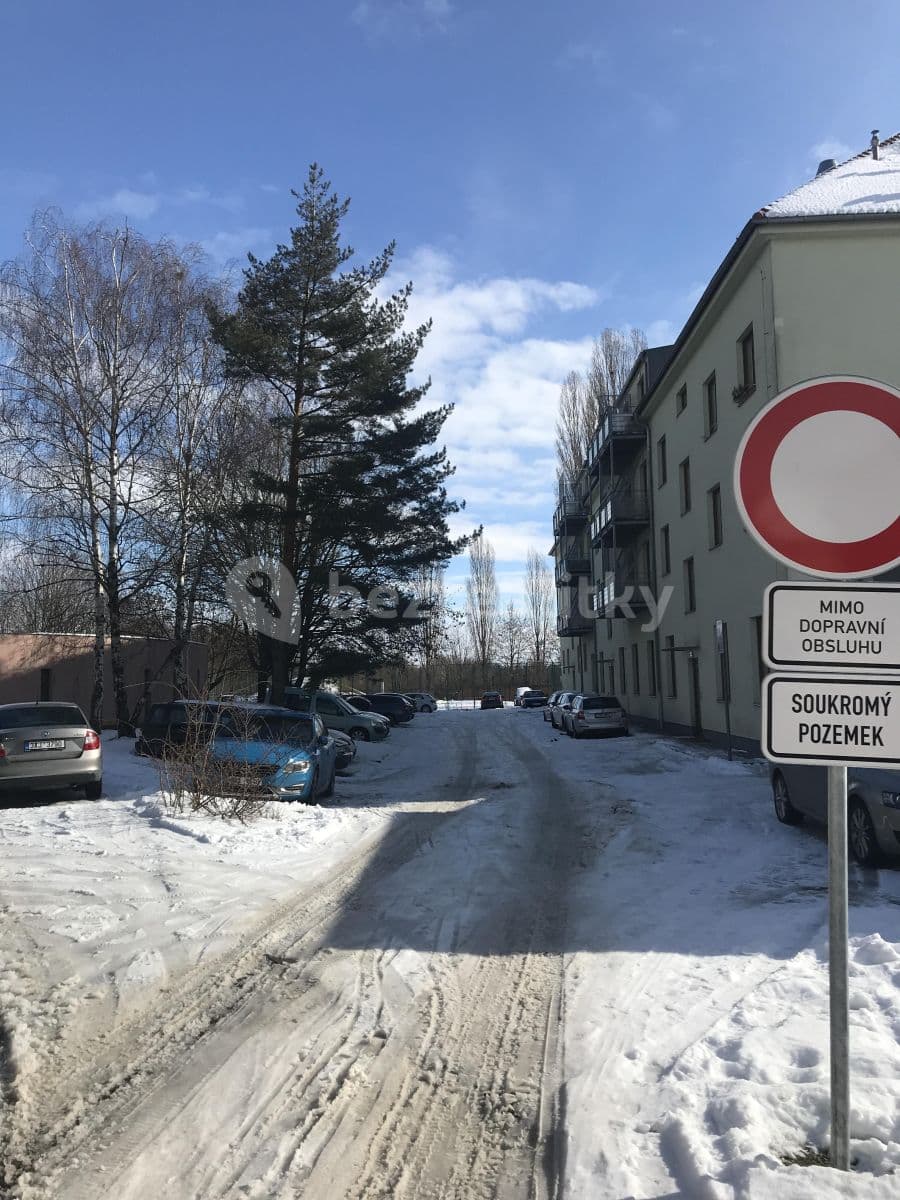 Prenájom bytu 2-izbový 40 m², Luštěnická, Praha, Praha Prenájom bytu 2-izbový 40 m², Luštěnická, Praha, Praha