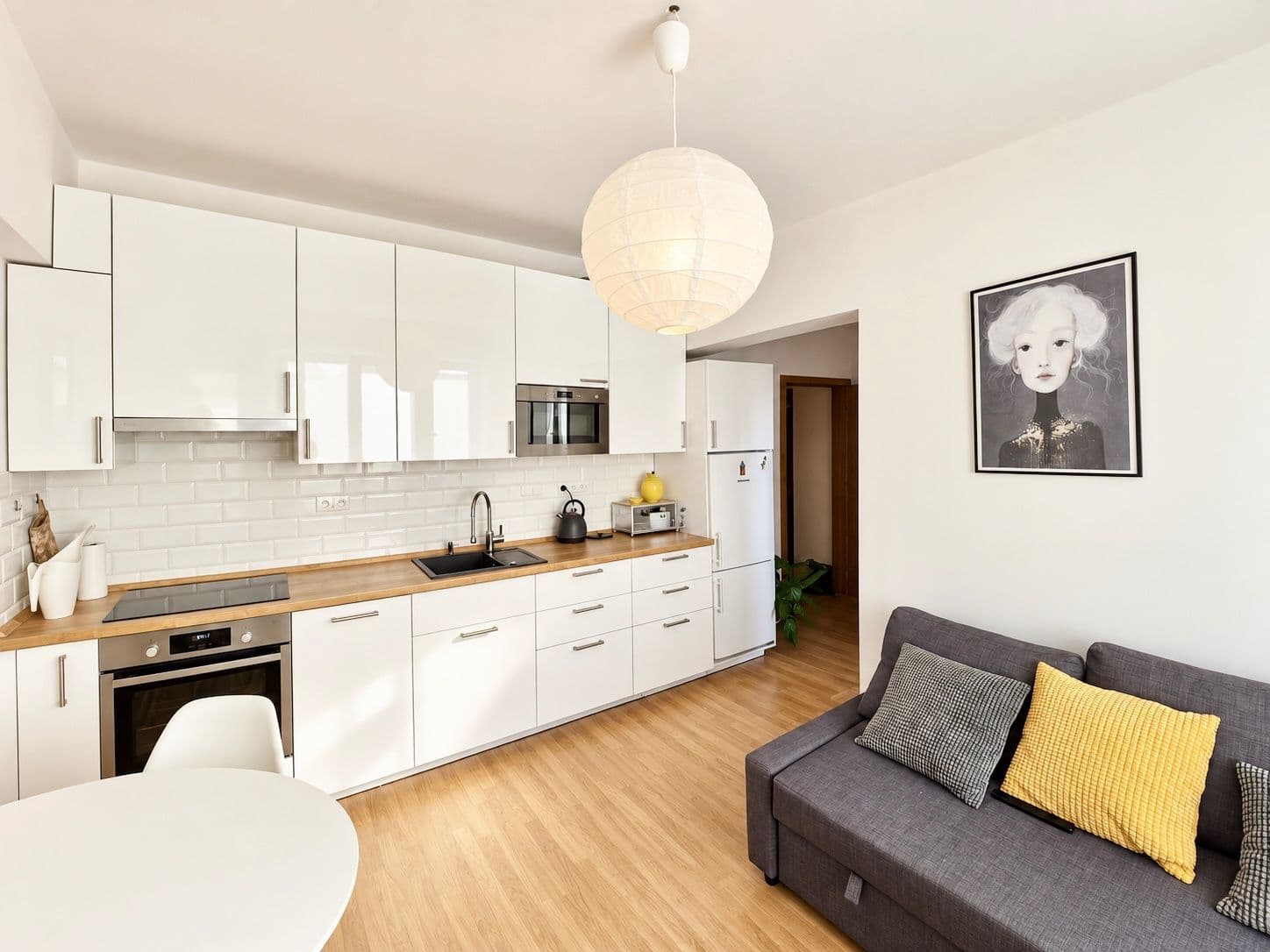 Prenájom bytu 2-izbový 40 m², Luštěnická, Praha, Praha Prenájom bytu 2-izbový 40 m², Luštěnická, Praha, Praha