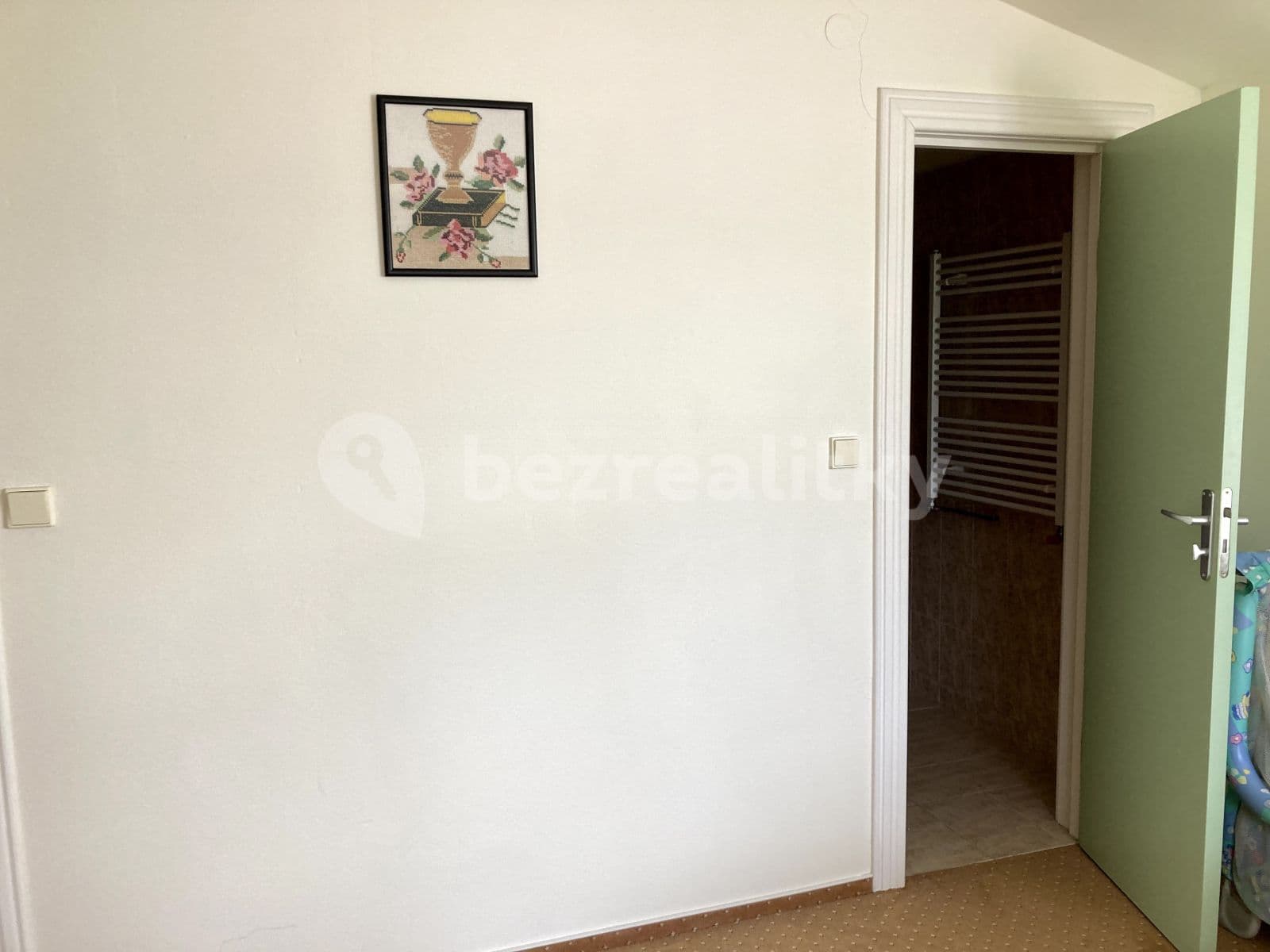 Prenájom bytu 1-izbový 20 m², U Křížku, Průhonice, Středočeský kraj Prenájom bytu 1-izbový 20 m², U Křížku, Průhonice, Středočeský kraj