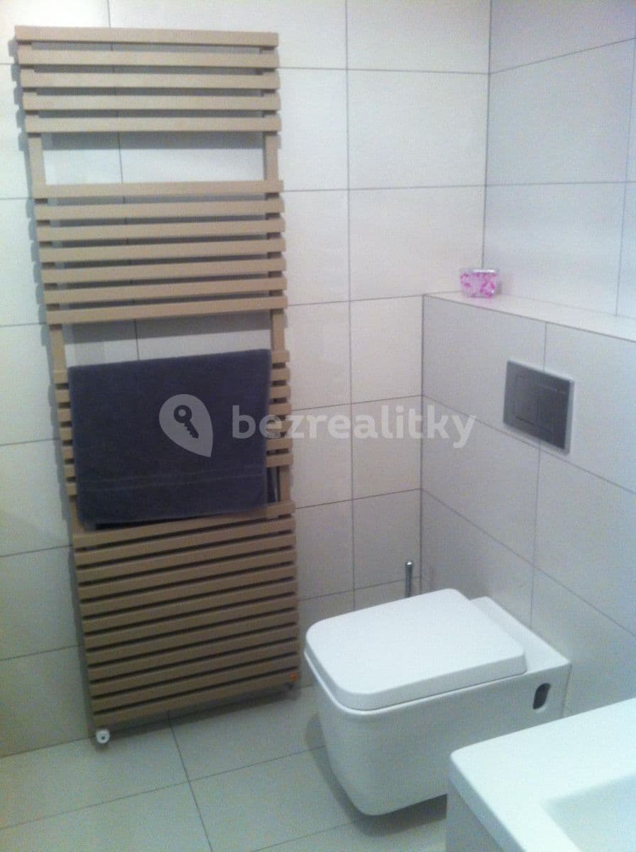 Prenájom bytu 2-izbový 54 m², Lipůvka, Jihomoravský kraj Prenájom bytu 2-izbový 54 m², Lipůvka, Jihomoravský kraj