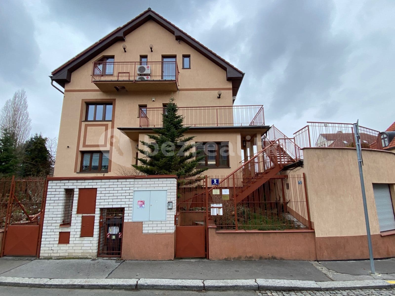 Prenájom kancelárie 128 m², Voráčovská, Praha, Praha Prenájom kancelárie 128 m², Voráčovská, Praha, Praha