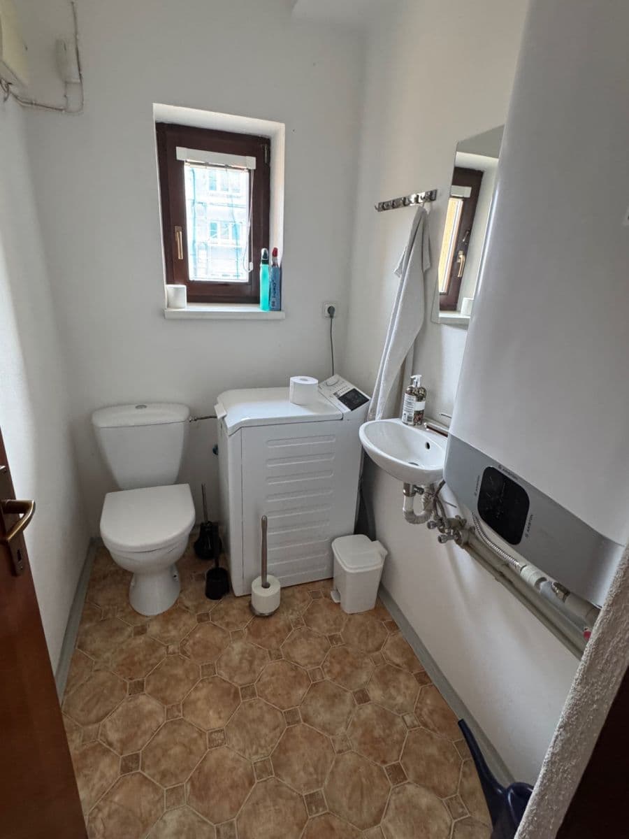 Prenájom kancelárie 128 m², Voráčovská, Praha, Praha Prenájom kancelárie 128 m², Voráčovská, Praha, Praha