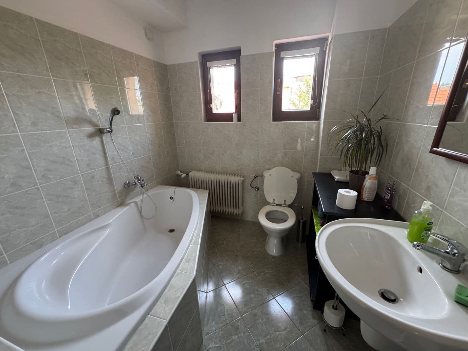 Prenájom kancelárie 128 m², Voráčovská, Praha, Praha Prenájom kancelárie 128 m², Voráčovská, Praha, Praha