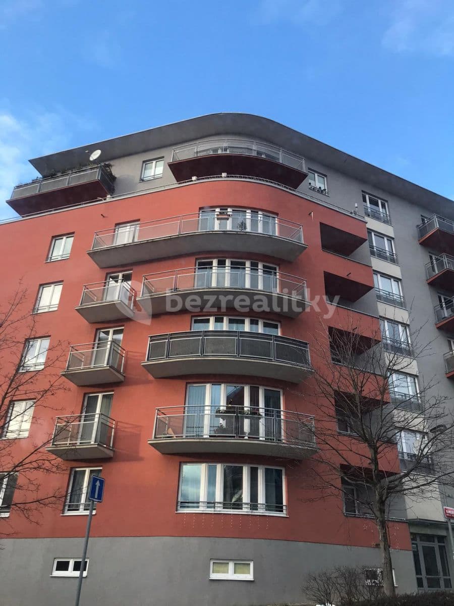 Prenájom bytu Garsoniéra 30 m², Kamelova, Praha, Praha Prenájom bytu Garsoniéra 30 m², Kamelova, Praha, Praha