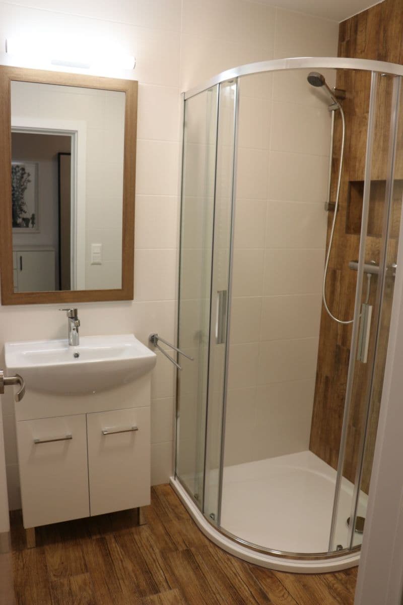 Prenájom bytu 2-izbový 58 m², Jozefa Cígera Hronského, Nové Mesto, Bratislavský kraj Prenájom bytu 2-izbový 58 m², Jozefa Cígera Hronského, Nové Mesto, Bratislavský kraj