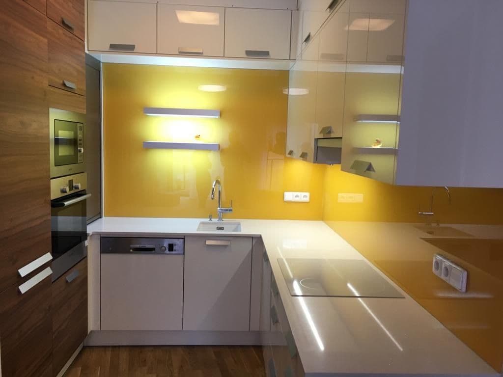 Prenájom bytu 3-izbový 80 m², Baarova, Praha, Praha Prenájom bytu 3-izbový 80 m², Baarova, Praha, Praha