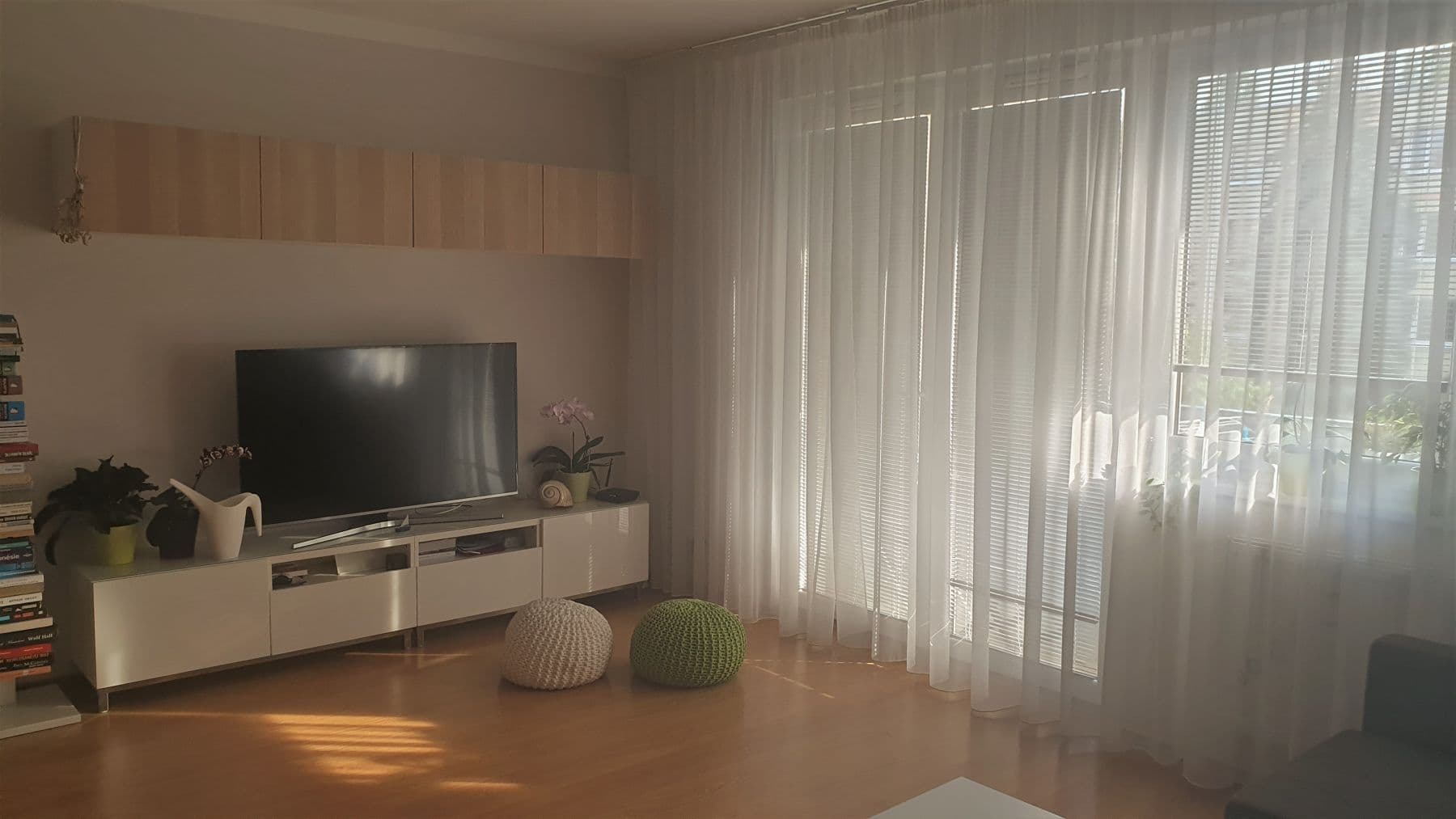 Prenájom bytu 3-izbový 92 m², Kytlická, Praha, Praha Prenájom bytu 3-izbový 92 m², Kytlická, Praha, Praha