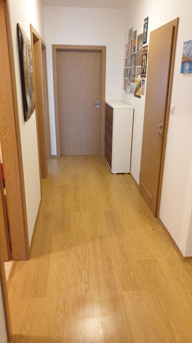 Prenájom bytu 3-izbový 92 m², Kytlická, Praha, Praha Prenájom bytu 3-izbový 92 m², Kytlická, Praha, Praha
