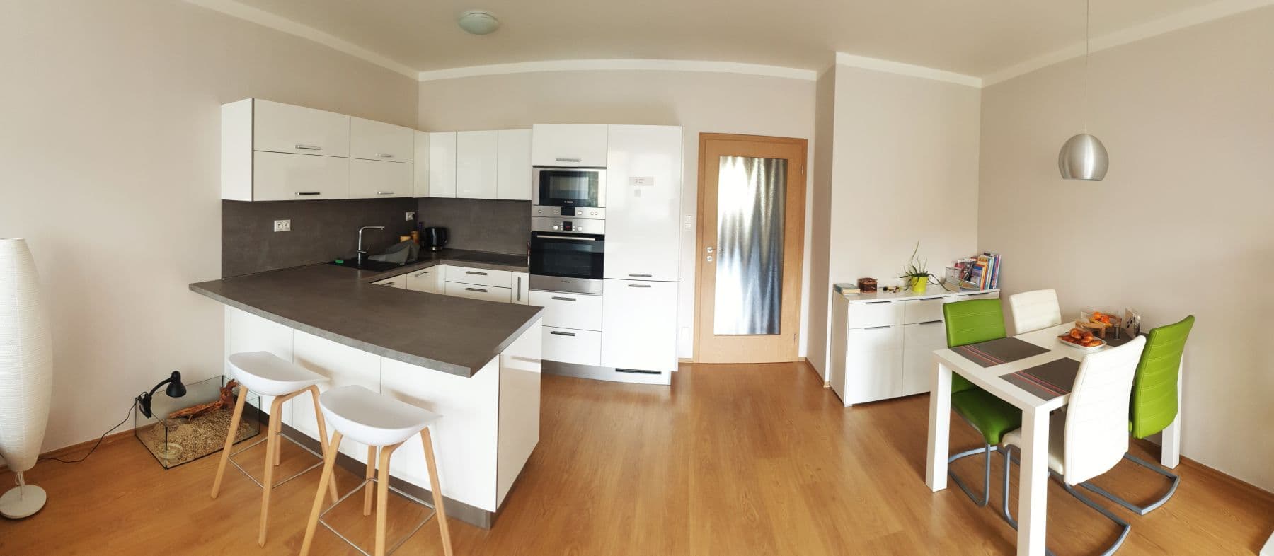 Prenájom bytu 3-izbový 92 m², Kytlická, Praha, Praha Prenájom bytu 3-izbový 92 m², Kytlická, Praha, Praha