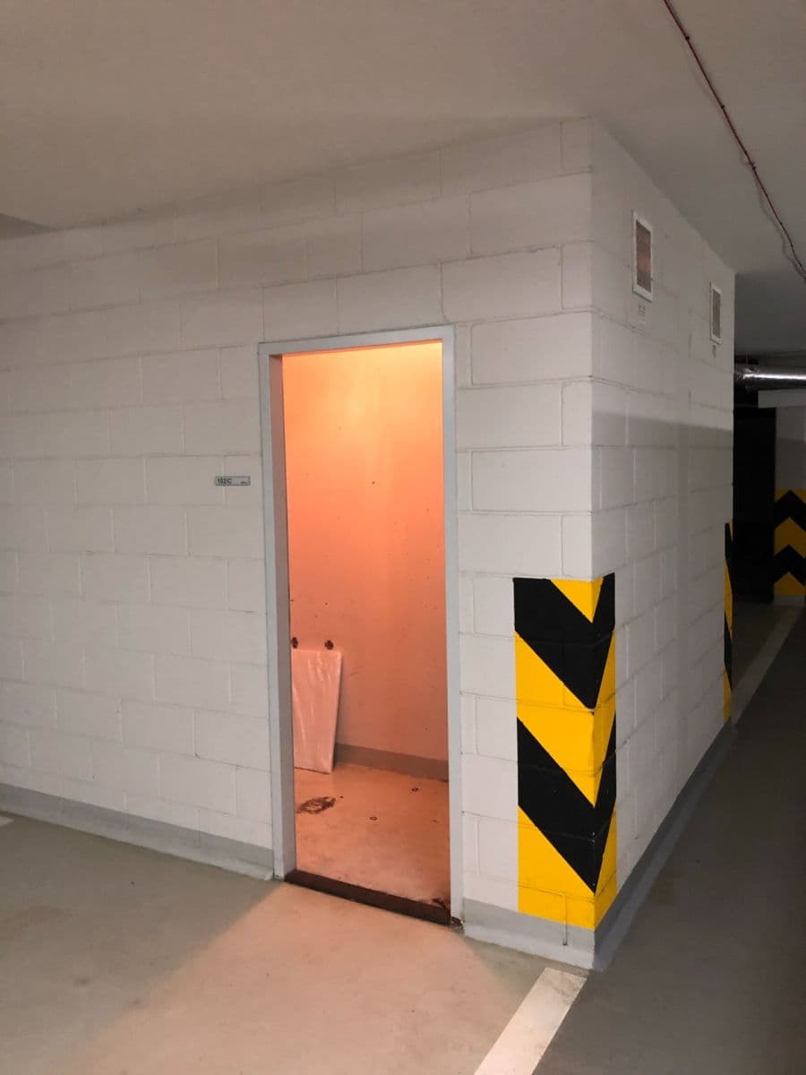 Prenájom bytu 3-izbový 92 m², Kytlická, Praha, Praha Prenájom bytu 3-izbový 92 m², Kytlická, Praha, Praha